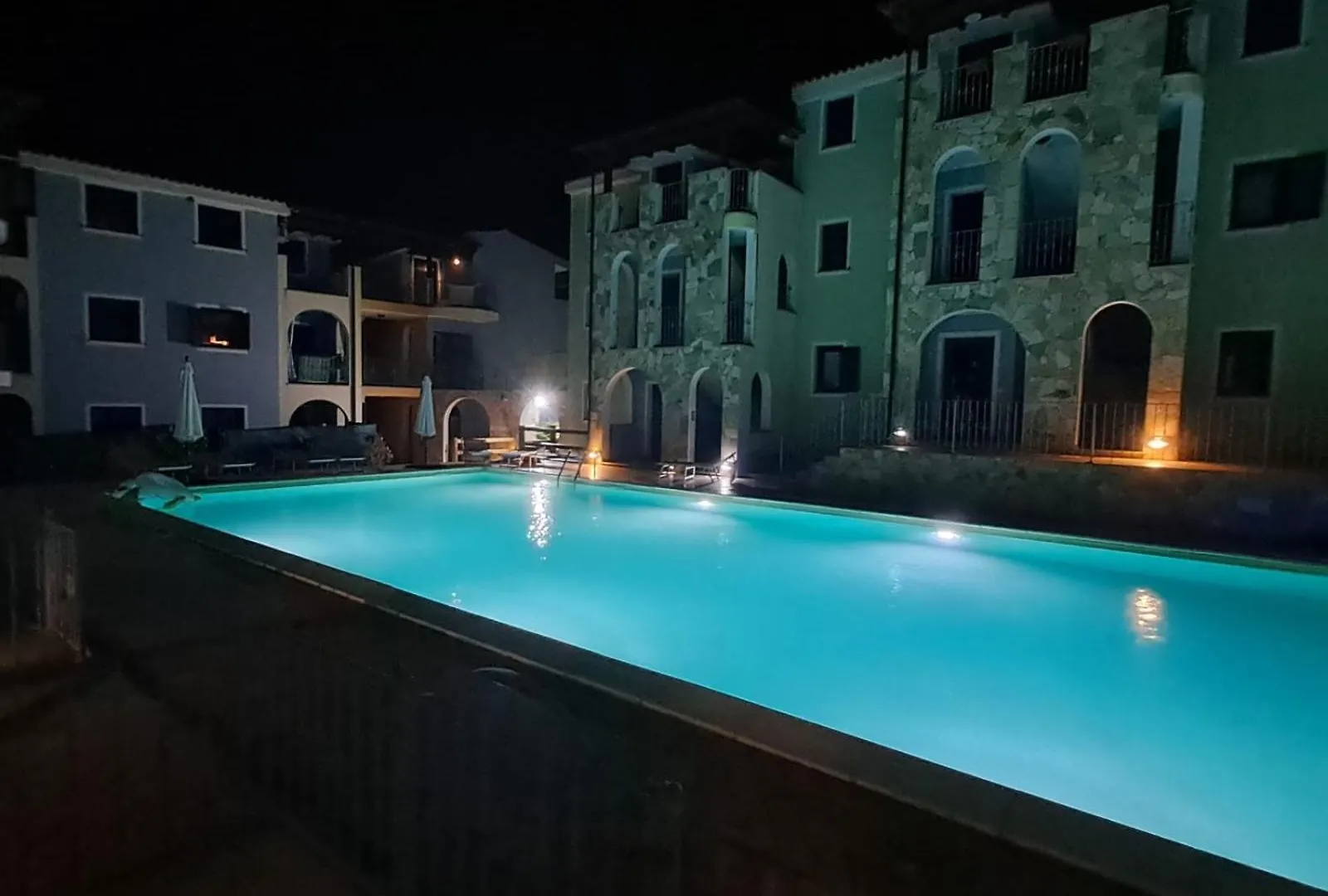 Appartamento Con Piscina Valledoria  Daire